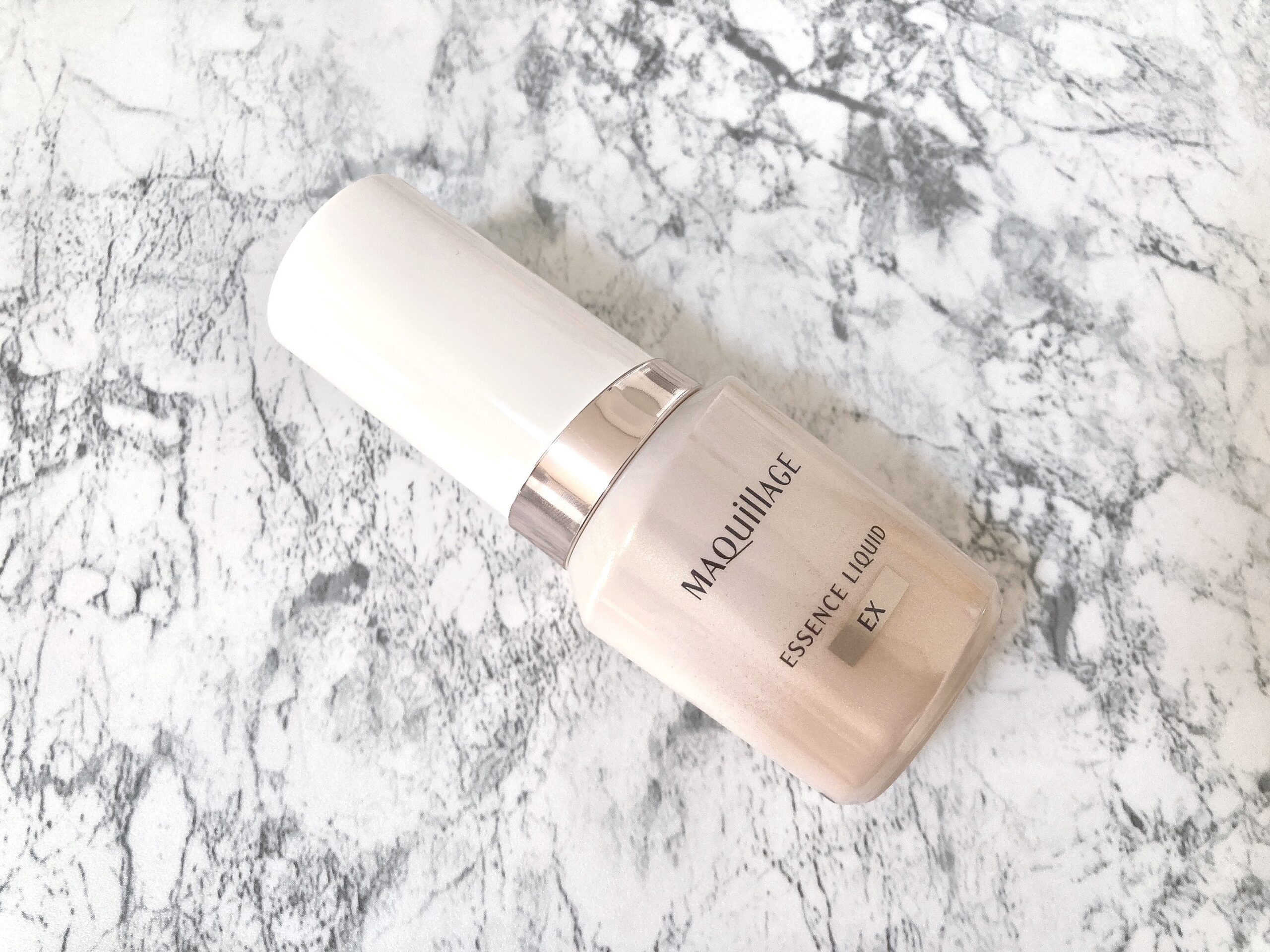 マキアージュ エッセンスリキッドEXのパッケージ画像